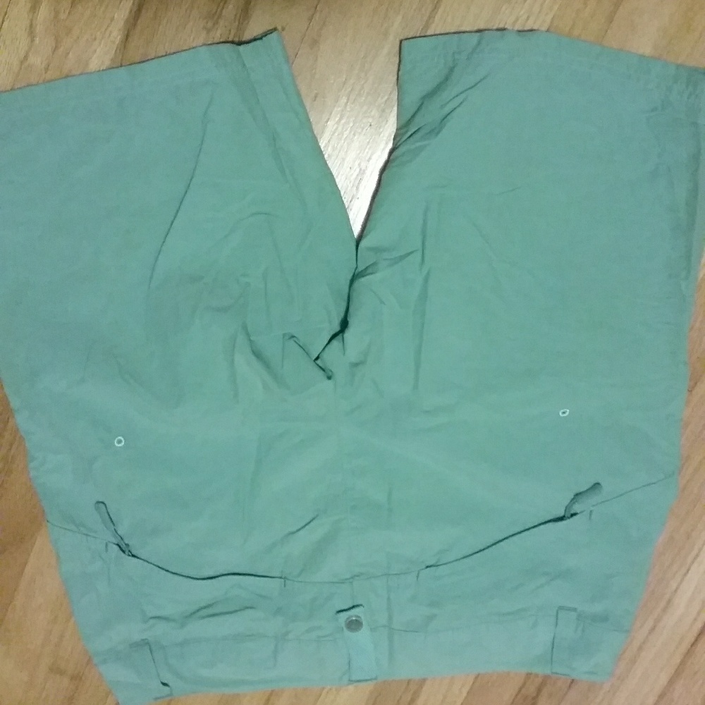 Shorts NWT